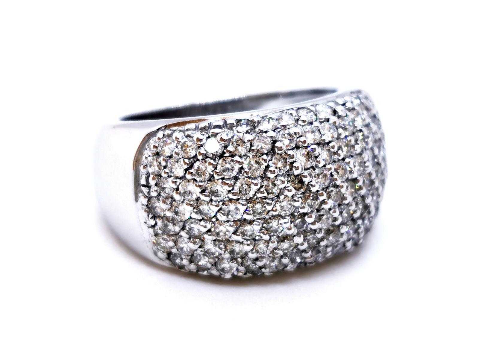 Ring White Gold Diamond For Sale 4