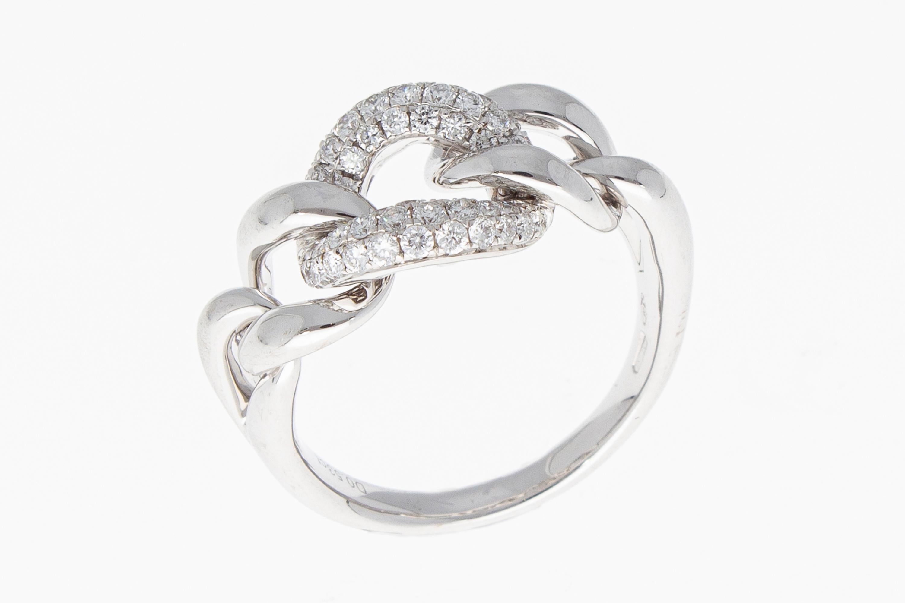 Ring with 0.52 ct of Diamonds on a Groumette Chain link 18 Kt Gold Made in Italy For Sale 7
