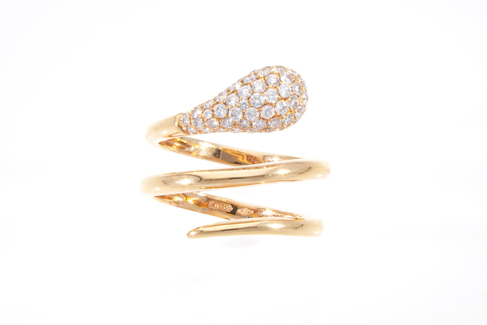 Ring with 0.73 Ct of Diamonds, 18Kt Gold Snake Model For Sale 4