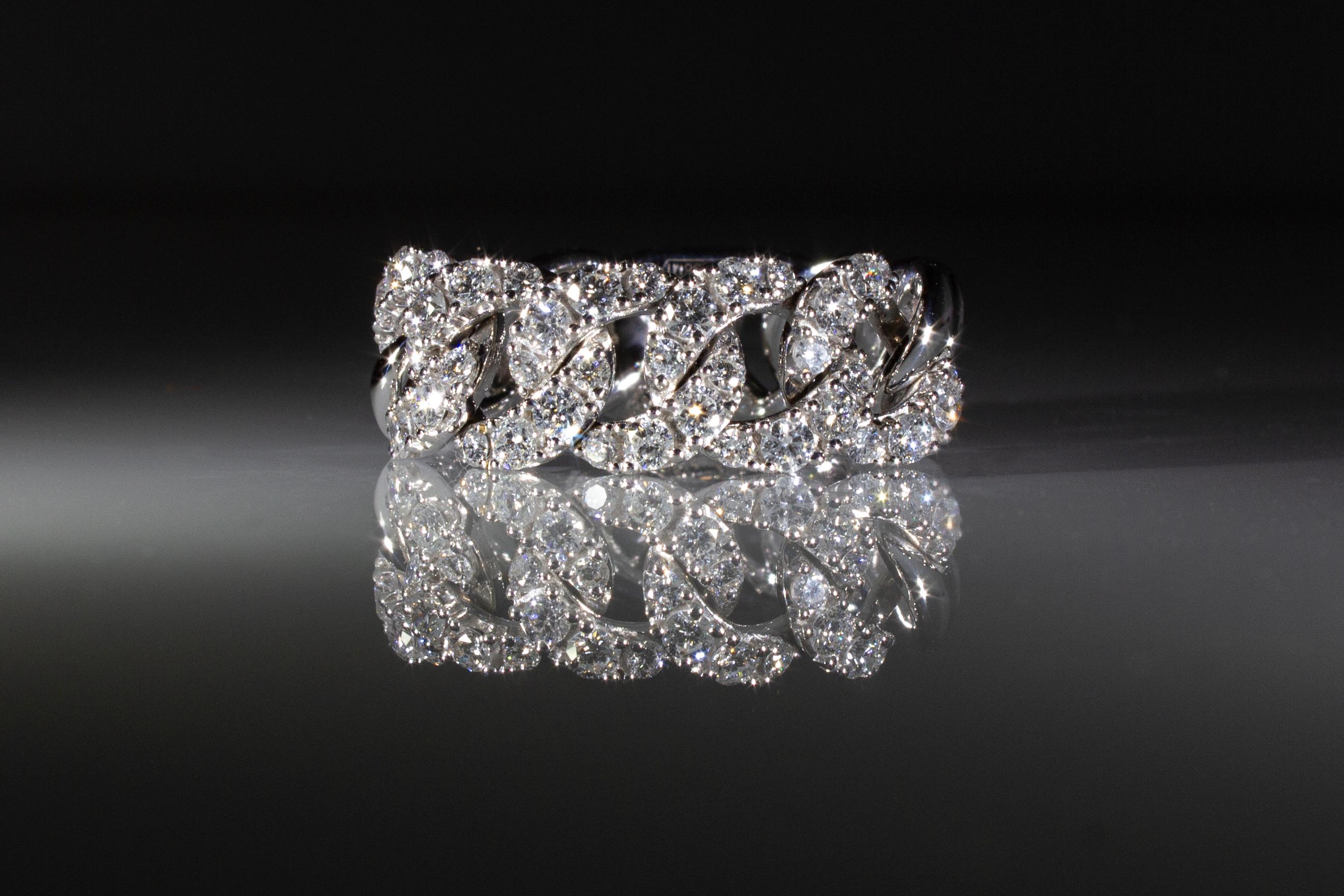 Ring mit 0,90 Karat Diamanten, Groumette-Modell 18 Kt für Damen oder Herren