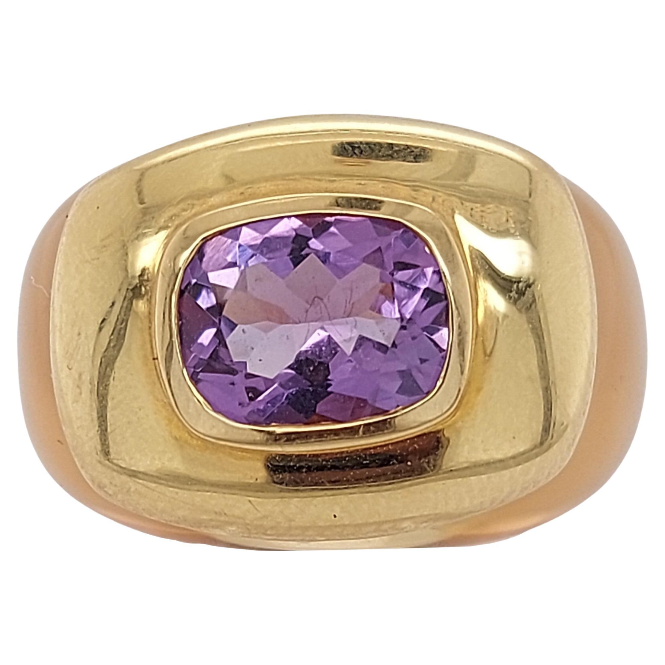 Ring with 18kt Yellow Gold & Approx. 3ct Purple Semi Precious Stone