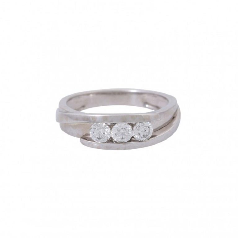 WHITE (H)/P1-P2, WG 18K, 4.5g, WG 18K. RW: 53.5, 21st century, slight signs of wear, handmade!

Ring with 3 brilliant-cut diamonds totaling approx. 0.5 ct, WHITE (H) /P1-P2, 18K WG, 4.5 g, ring size 53.5, 21st century, minor signs of wear,
