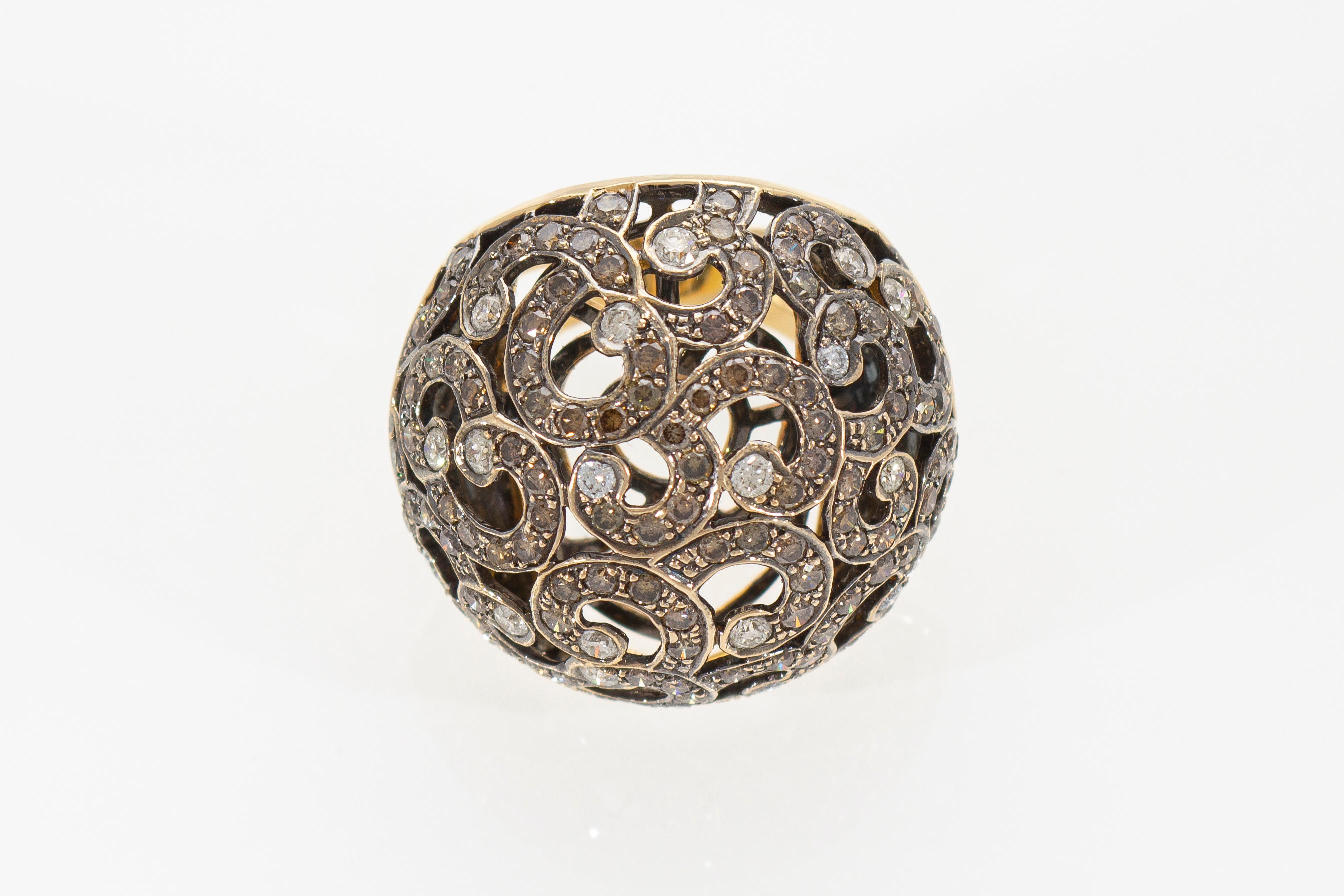 Ring with 3.20ct of Brown Diamonds and 0.85ct of White Diamonds, Gold 18 Karat For Sale 8