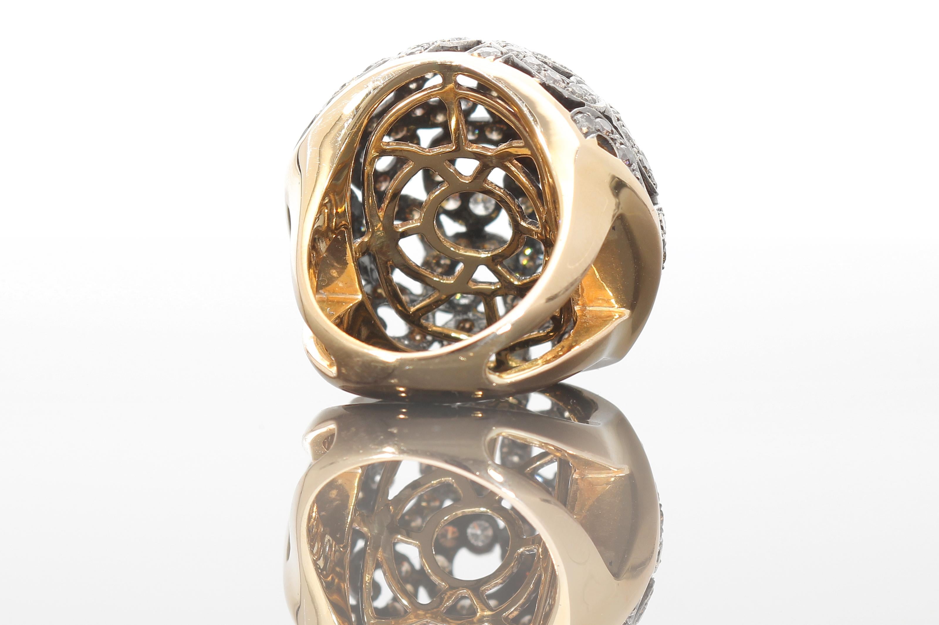 Ring with 3.20ct of Brown Diamonds and 0.85ct of White Diamonds, Gold 18 Karat For Sale 13