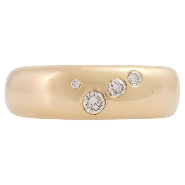 Ring with 4 Diamonds For Sale at 1stDibs