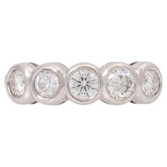 Ring with 5 Diamonds