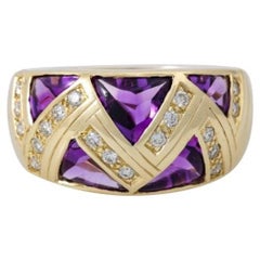 Ring mit 6 Amethysten im Buff Top-Schliff