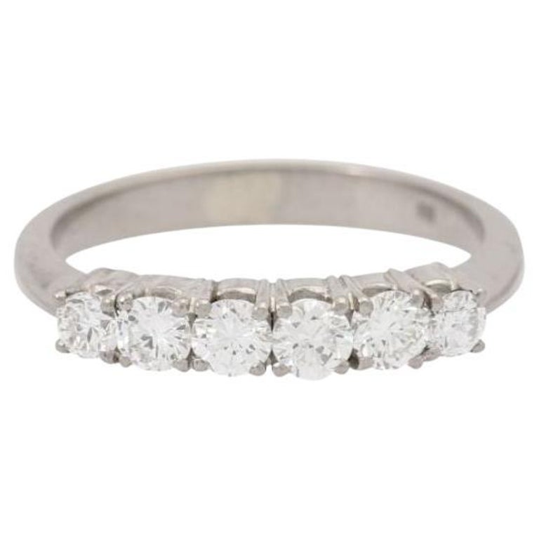Ring with 6 Diamonds in the Transition and Brilliant Cutting Edge, Approx. 0.80 For Sale at 1stDibs
