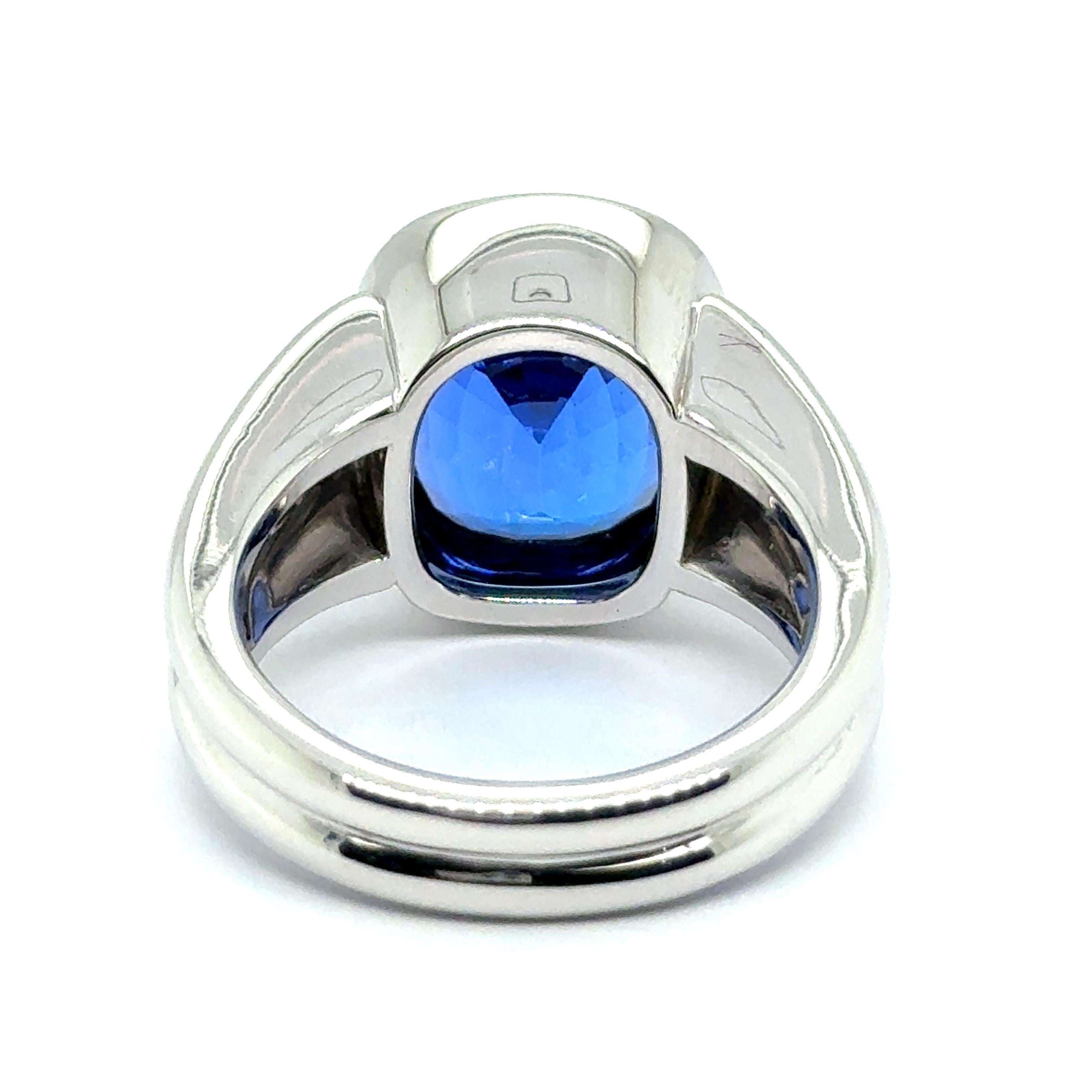 Ring mit 7,01 Karat Tansanit mit Diamanten aus 18 Karat Weißgold im Angebot 3