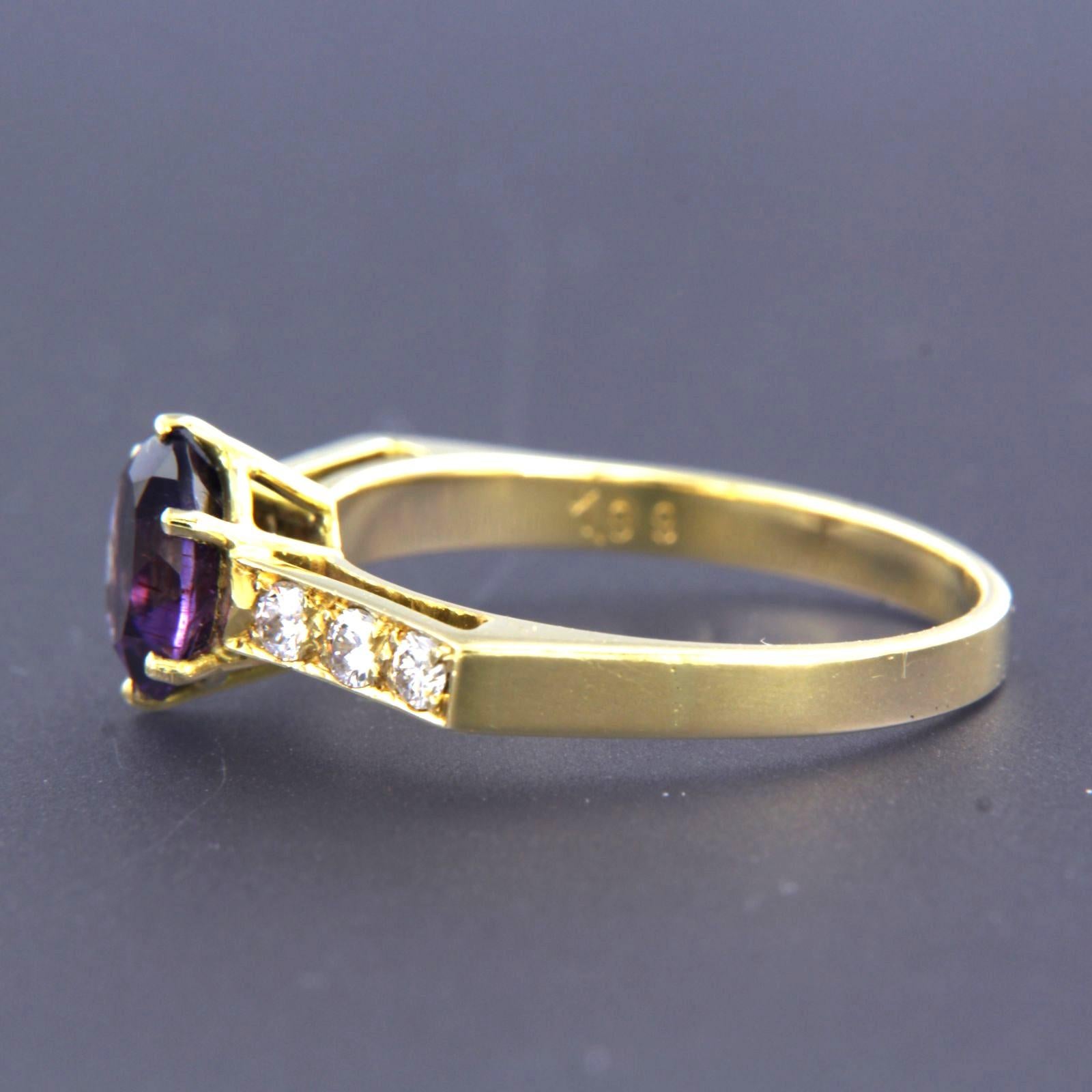 De las mujeres Anillo con amatista hasta 1,20ct y diamantes talla brillante hasta 0,24ct Oro de 18k en venta