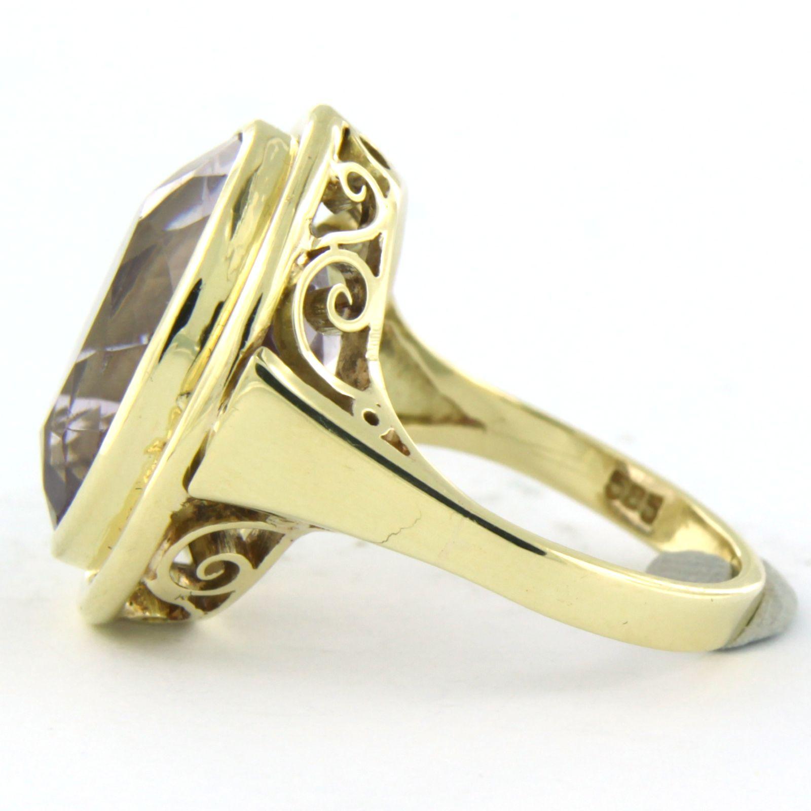 Anello in oro giallo 14k con ametista taglio ovale - misura US 6.5 - EU 17(53)

Descrizione dettagliata:

La parte anteriore dell'anello è larga 2.0 cm.

Misura dell'anello US 6.5 - EU 17(53). L'anello può essere ingrandito o ridotto di alcune