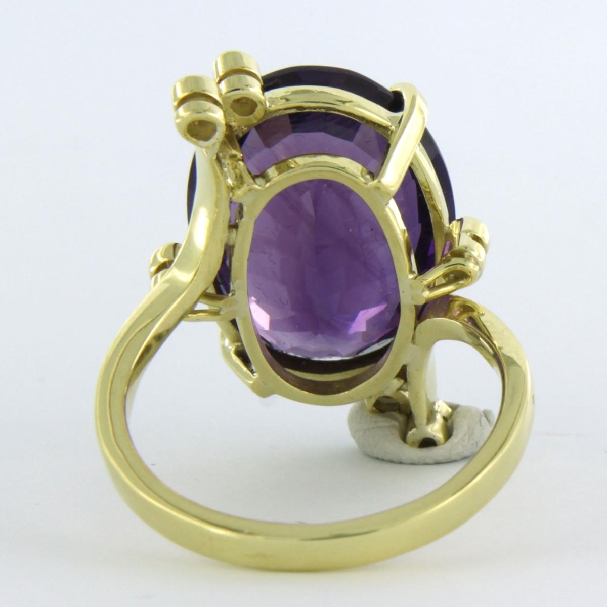 Ring mit Amethyst und Diamant im Brillantschliff bis zu 0,20ct 4,6 Gramm 18k Gold (Moderne) im Angebot