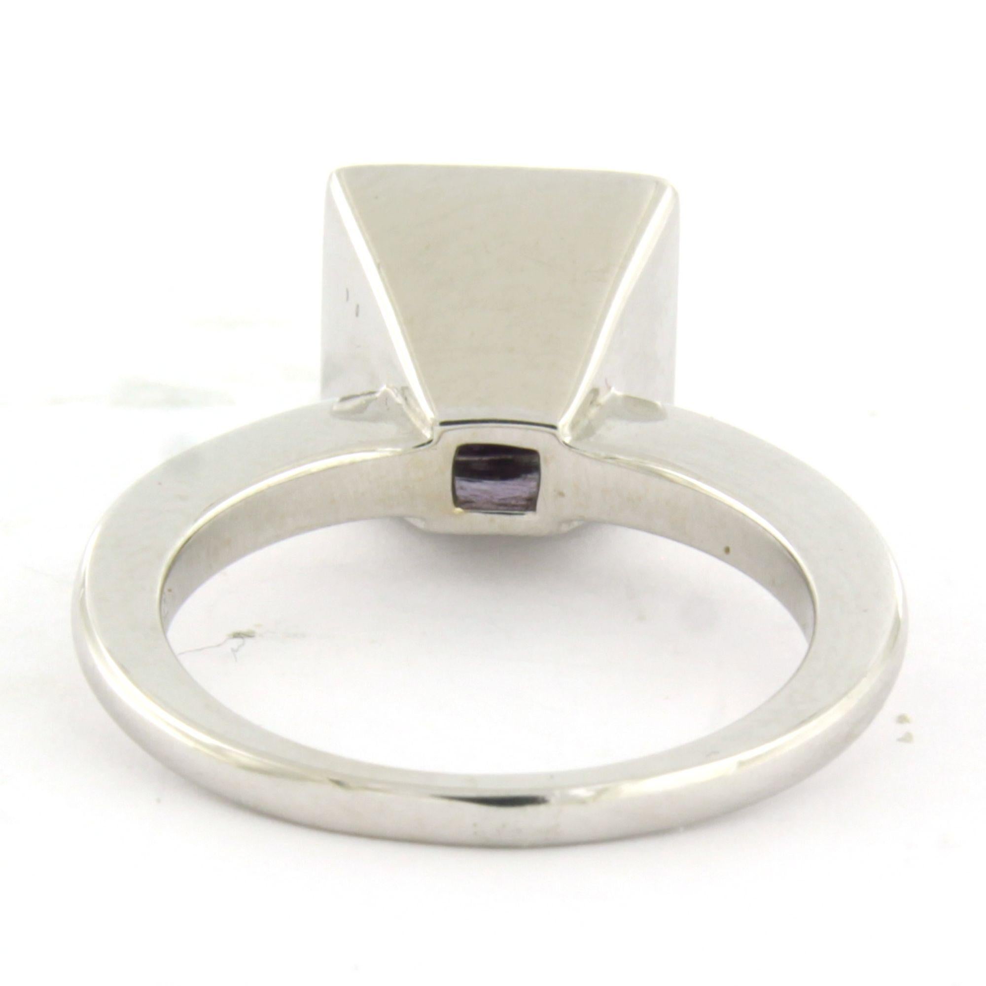 Ring mit Amethyst und Diamanten im Brillantschliff bis zu 0,10ct 8,7 Gramm 18k Gold Damen im Angebot