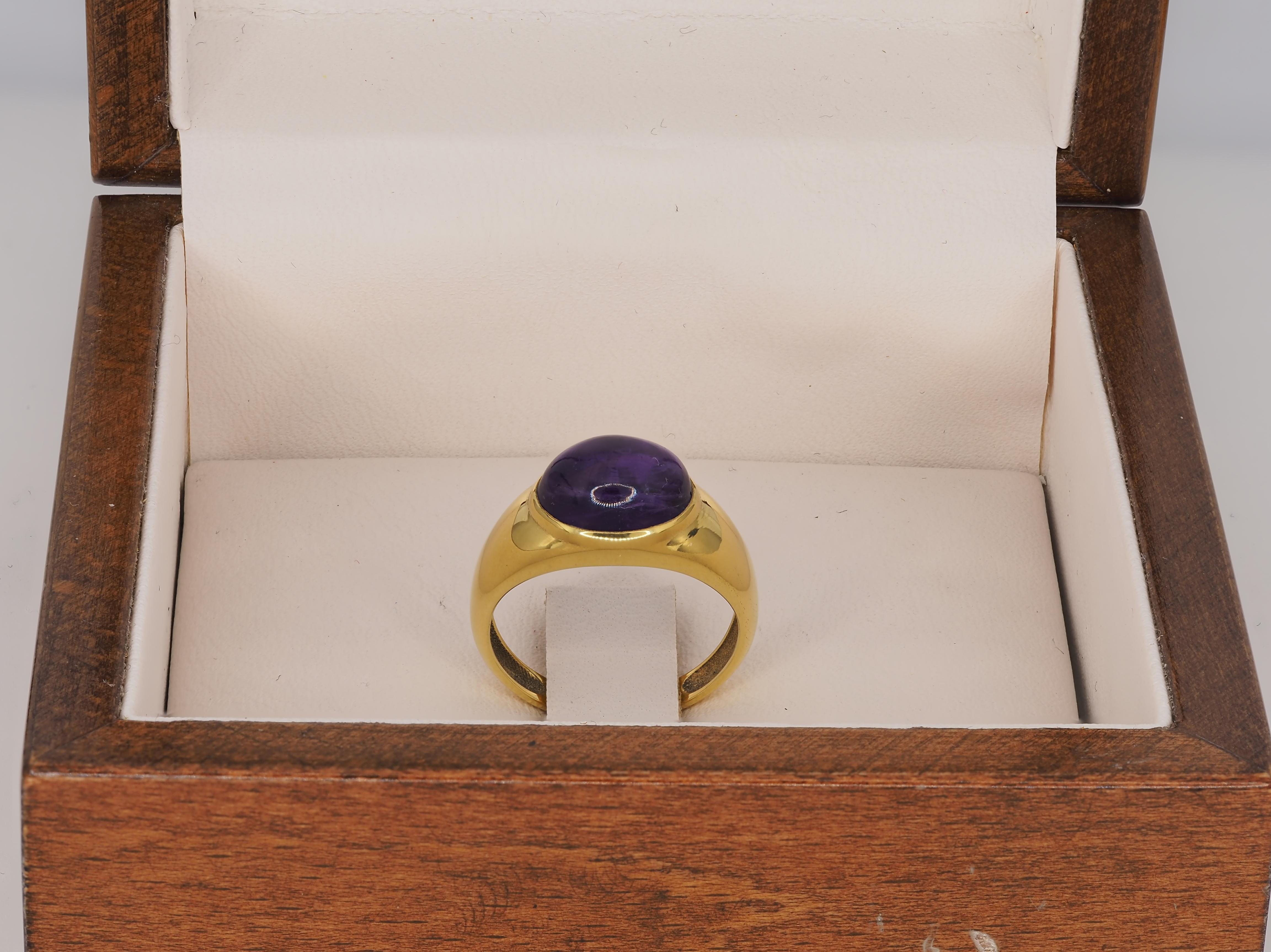 En vente :  Ring with amethyst cabochon 8