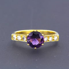 Ring mit Amethyst bis zu 1,20ct und Diamanten im Brillantschliff bis zu 0,24ct 18k Gold