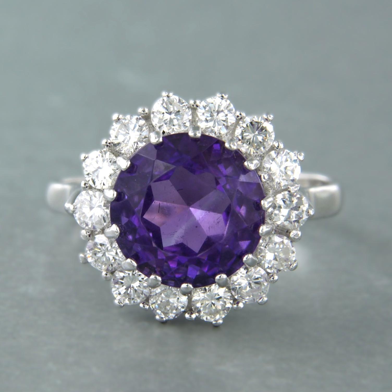 Moderne Bague avec améthyste jusqu'à 3,50ct et diamants taille brillant jusqu'à 1,00ct or 14k en vente