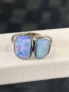 Ring with Australian opals