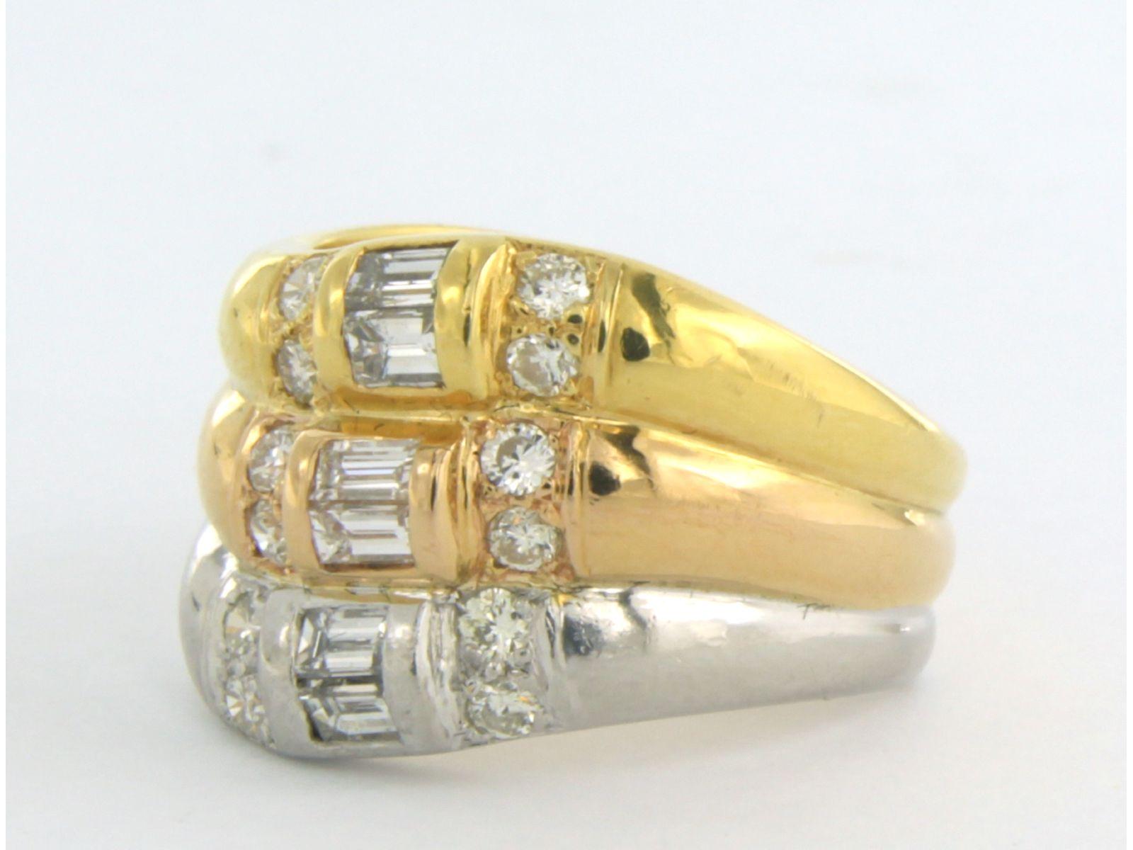 Brilliant Cut Ring with baguette and brilliant cut diamonds up to 1.00ct 18k gold and platinum For Sale