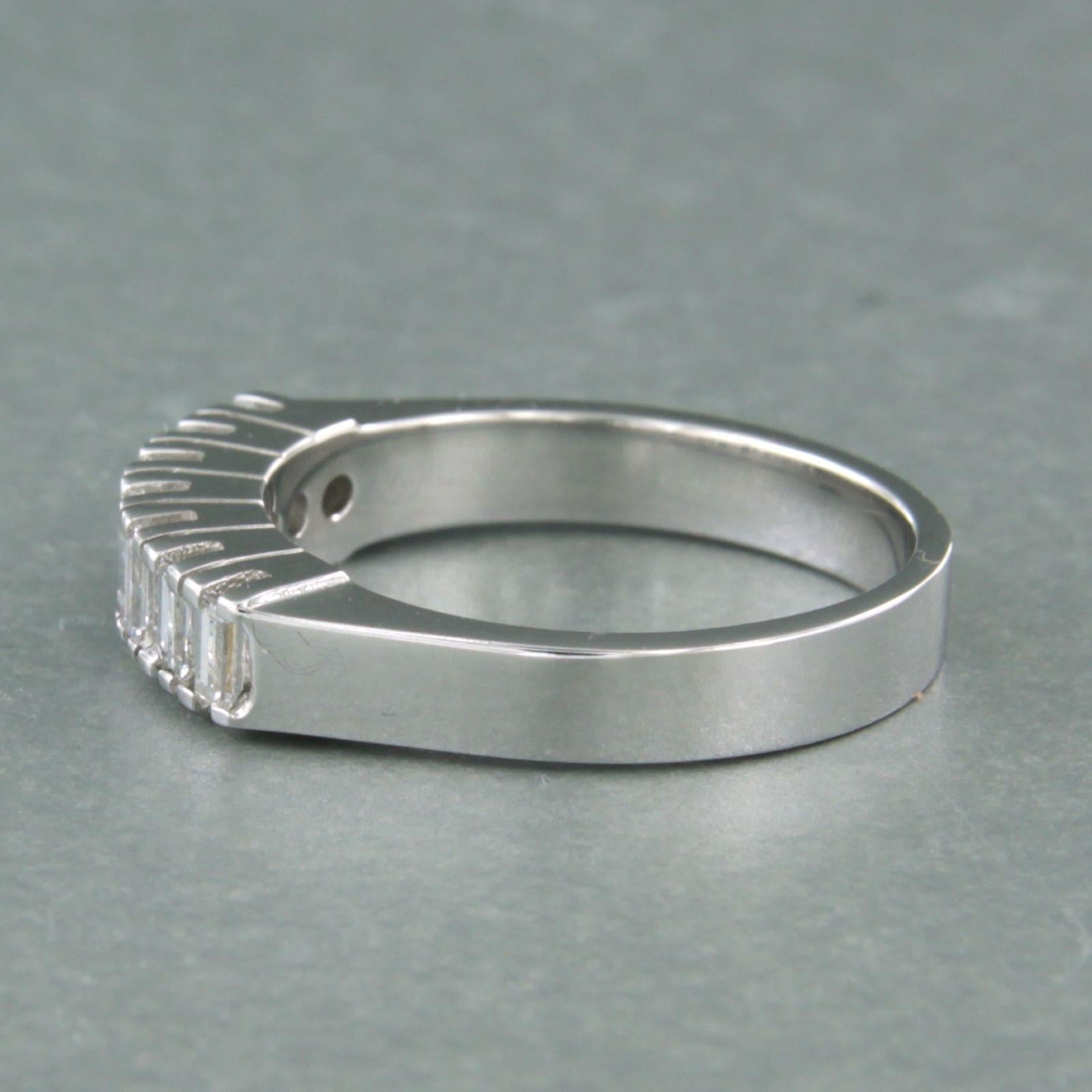 Ring with baguette shaped diamonds up to 0.28ct 14k gold 4.5 grams In New Condition For Sale In The Hague, ZH