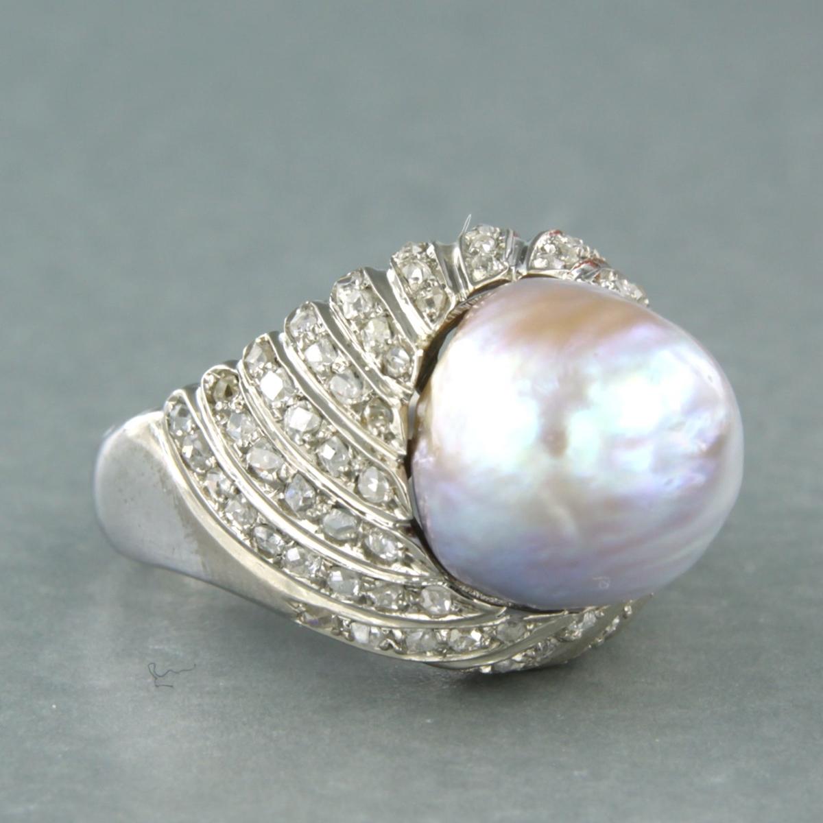 Art Nouveau Ring with barok pearl  and diamonds 18k white gold For Sale