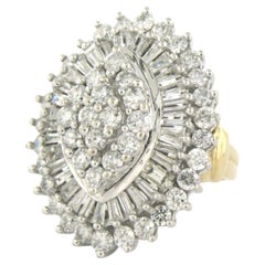Anillo con diamantes talla baguette y brillante hasta 3,00ct Oro bicolor de 10k