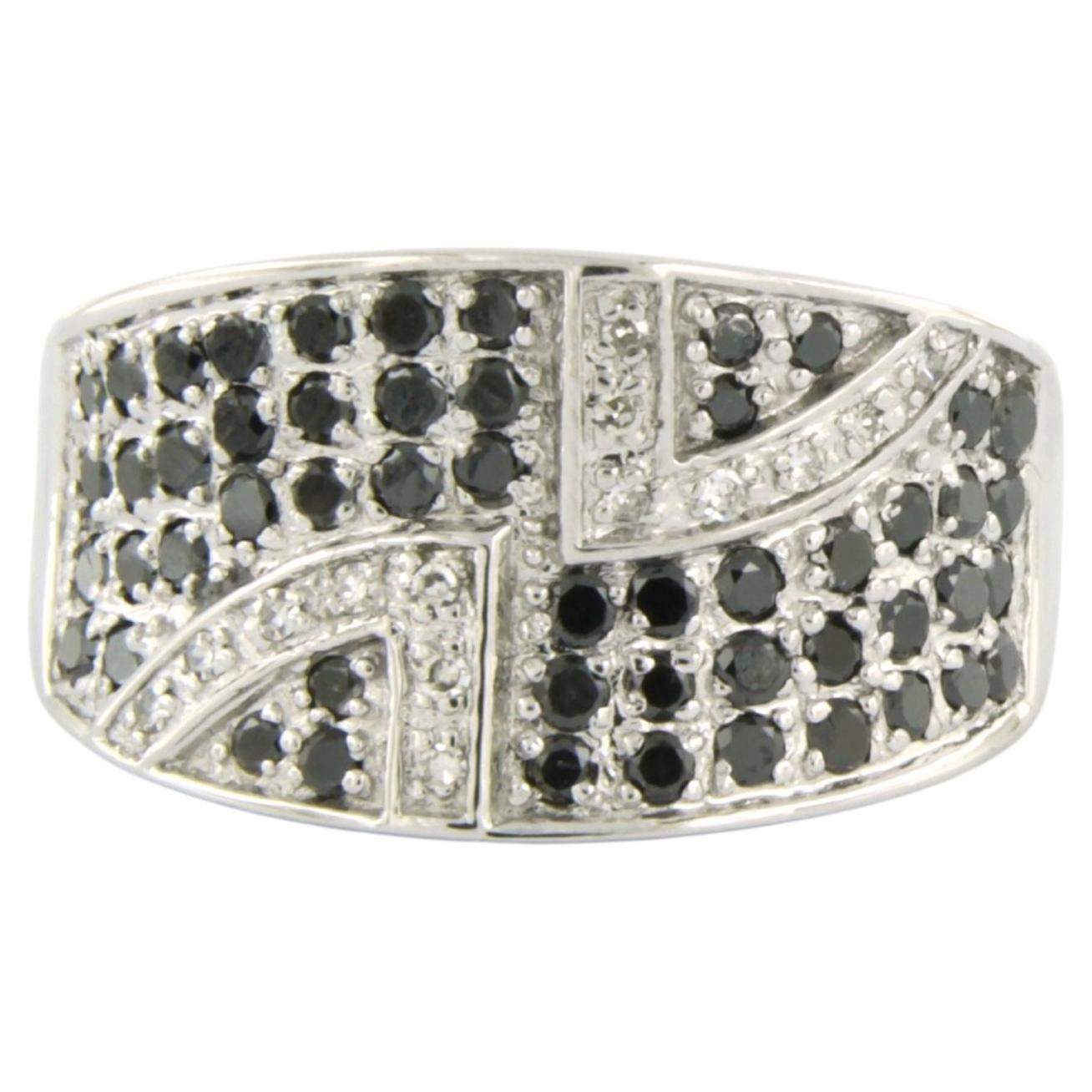 Ring with black and white diamonds, 18k white gold For Sale