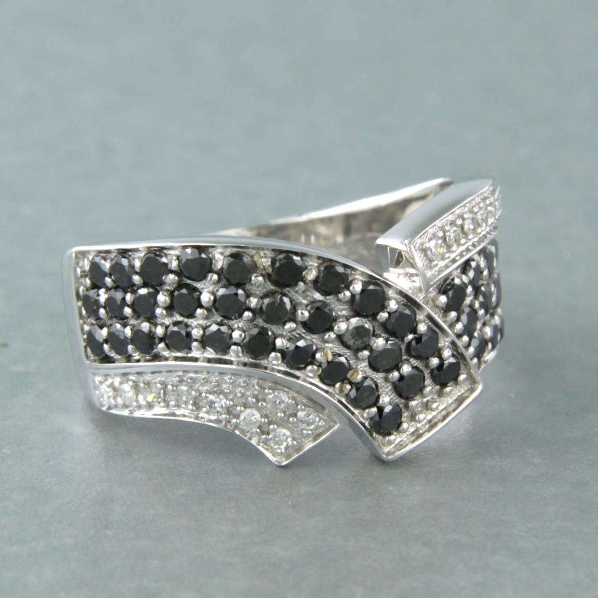 Whiting con diamanti neri e diamanti a taglio singolo fino a 0,80ct in oro bianco 18k In condizioni ottime in vendita a The Hague, ZH