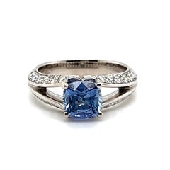 Ring with Blue Sapphire and Diamonds in 18 Karat White Gold by Gübelin