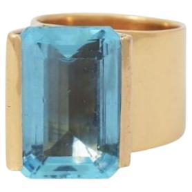 Ring with Blue Topaz For Sale