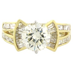 RIng with brilliant and baguette shaped diamonds up to 3.40ct 18k gold 6.7 grams