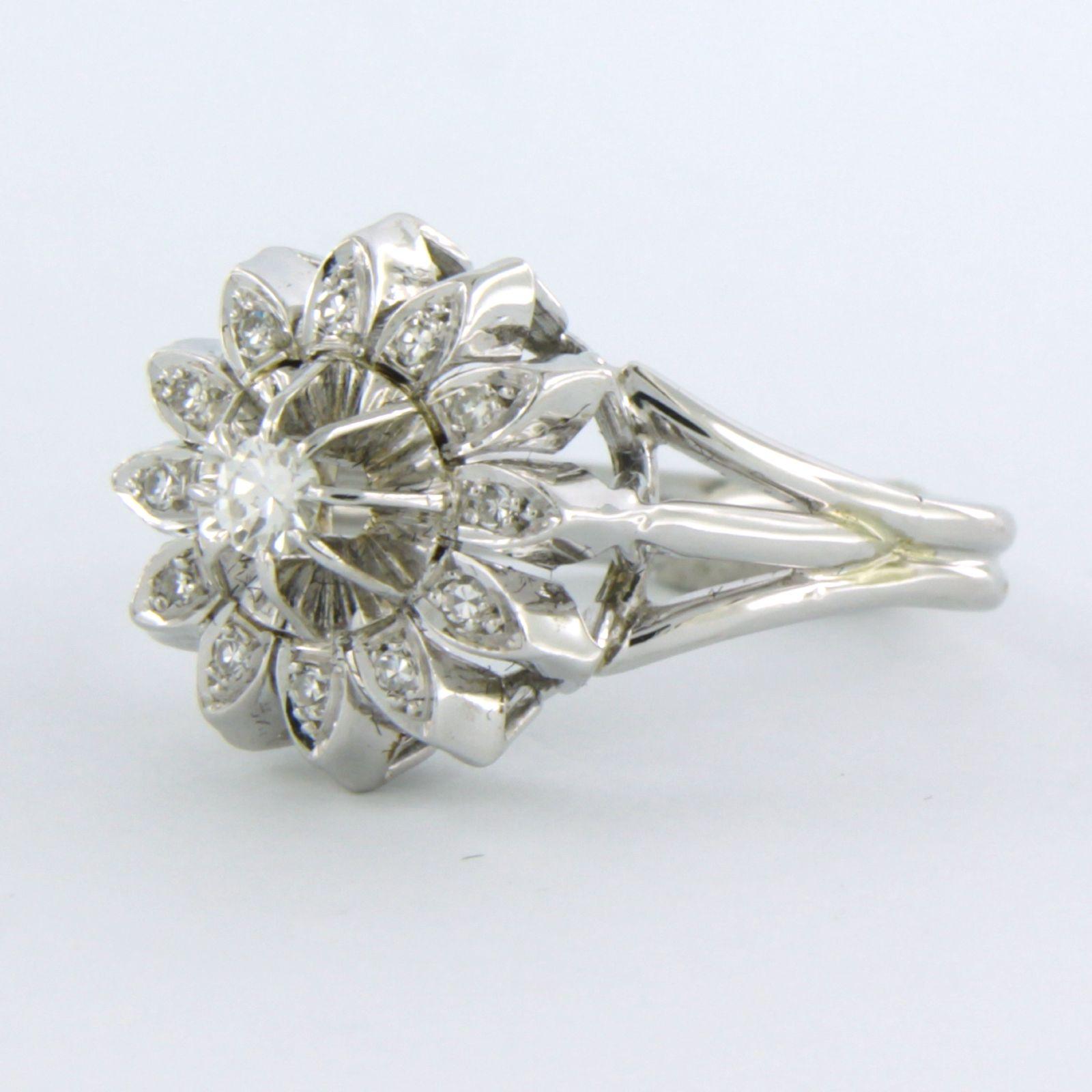 Anello con diamanti a taglio brillante e singolo fino a 0,40 carati in oro 18 carati 5,3 grammi in vendita 1
