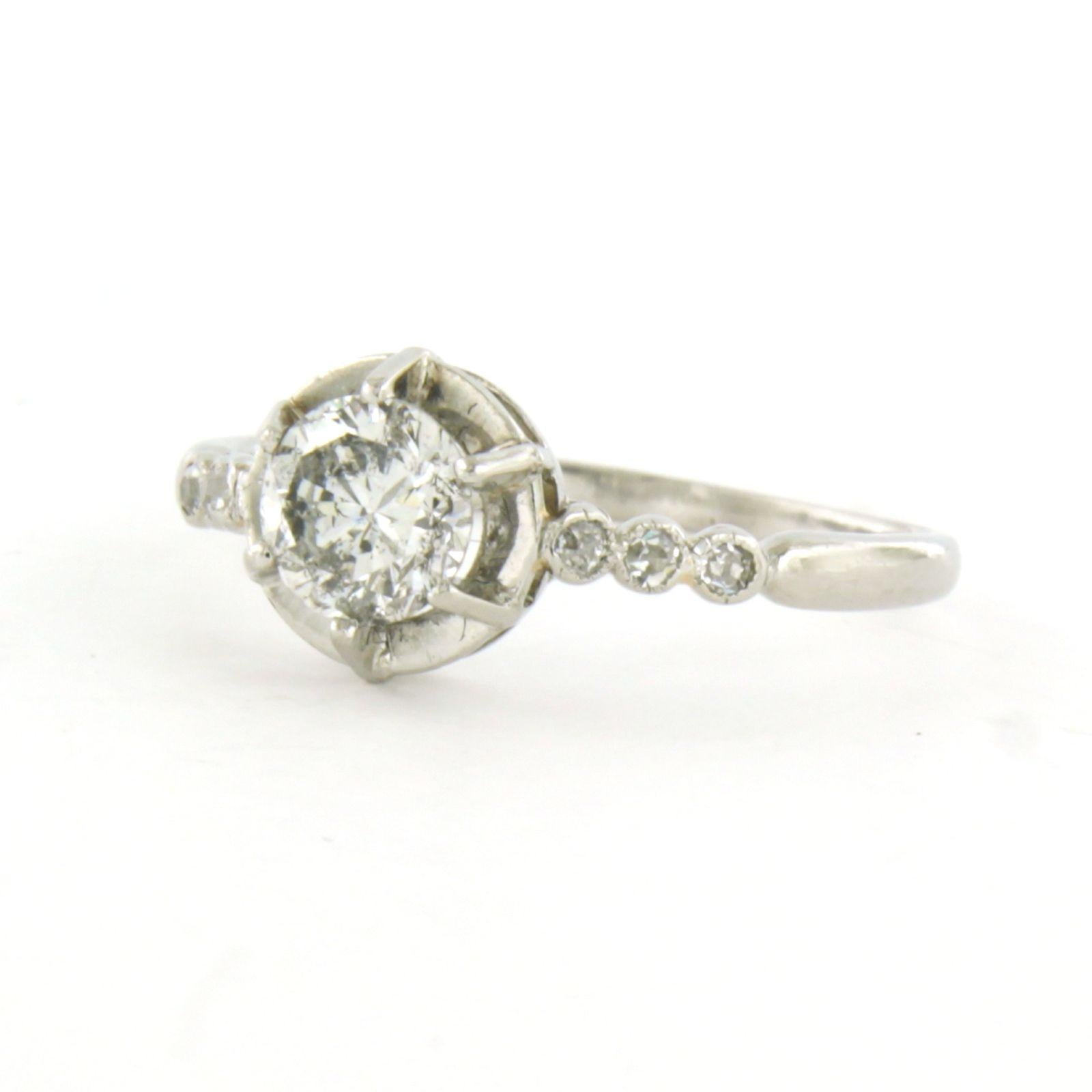 ring with brilliant and single cut diamonds up to 0.60ct 2.3 grams platinum In Excellent Condition For Sale In The Hague, ZH