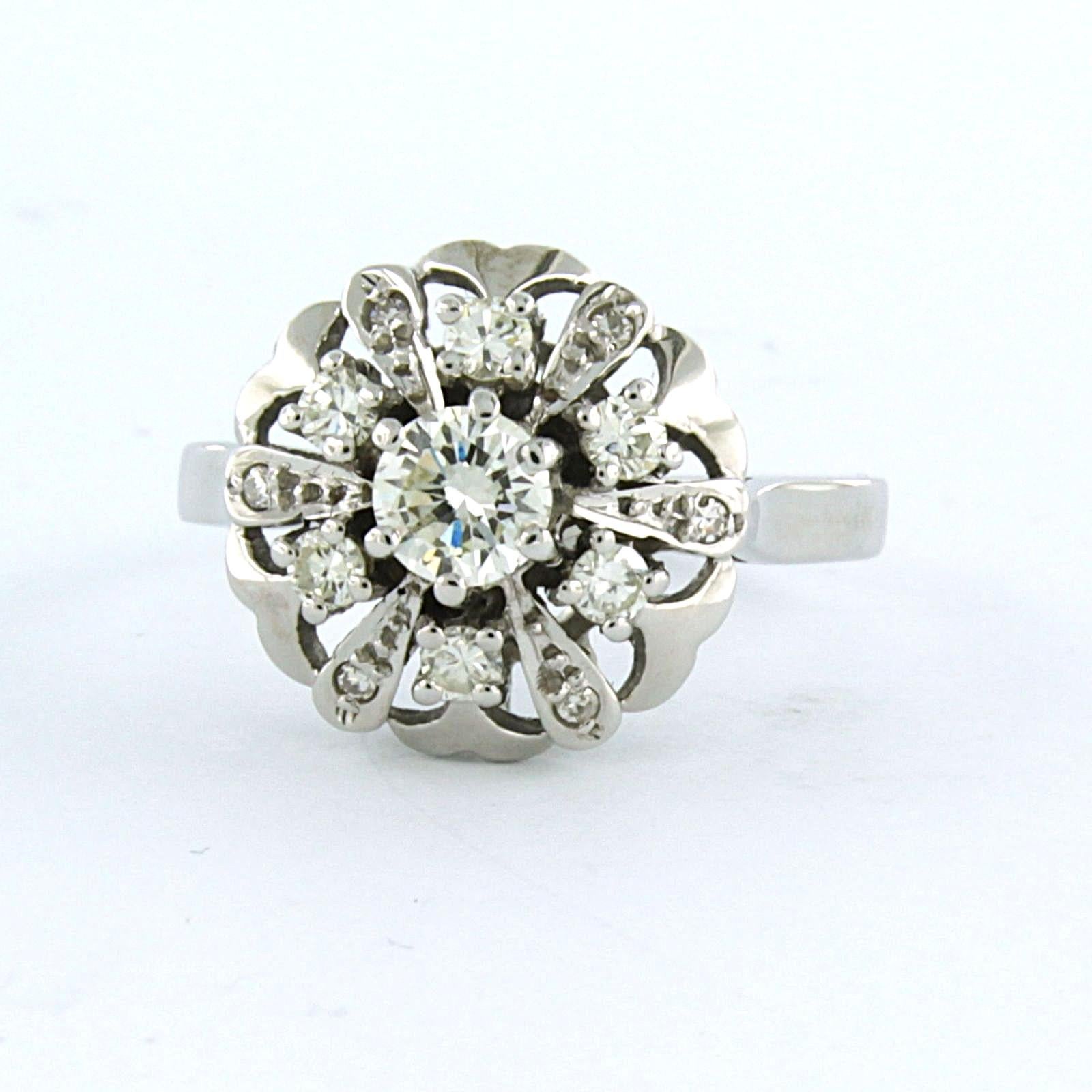 Moderne Bague avec diamants brillants et taille unique jusqu'à 0,76ct Or 14k 3,7 grammes en vente