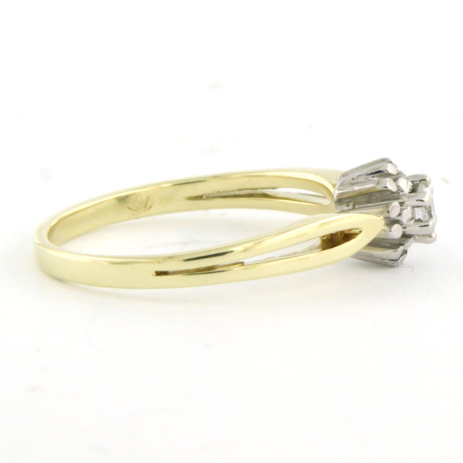 Ring with brilliant cut diamond 0.13 ct 14k gold Pour femmes en vente