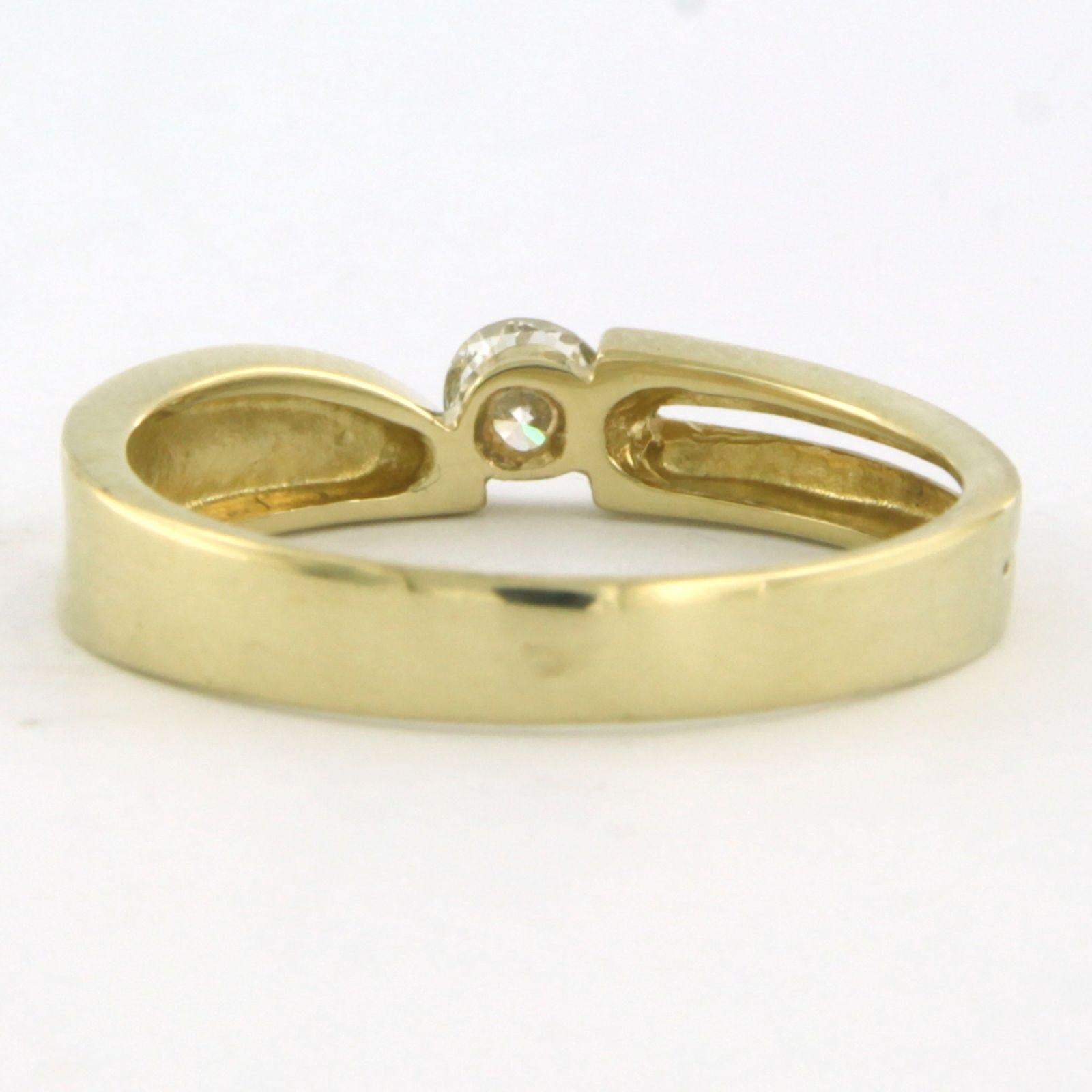 Bague avec diamant taille brillant 0,25ct or jaune 14k en vente 1