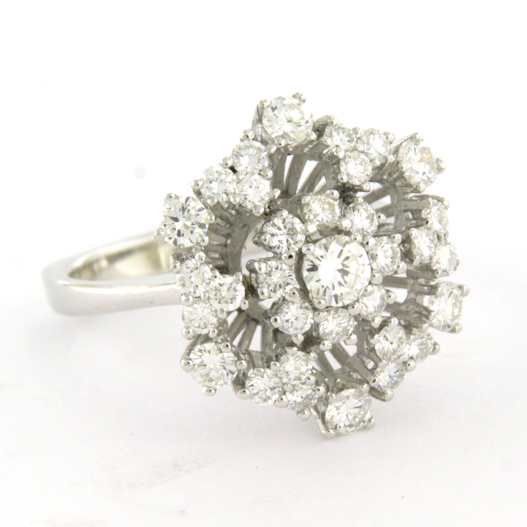 Bague avec diamant taille brillant sup à 1,84ct or 14k 6,4 grammes Pour femmes en vente