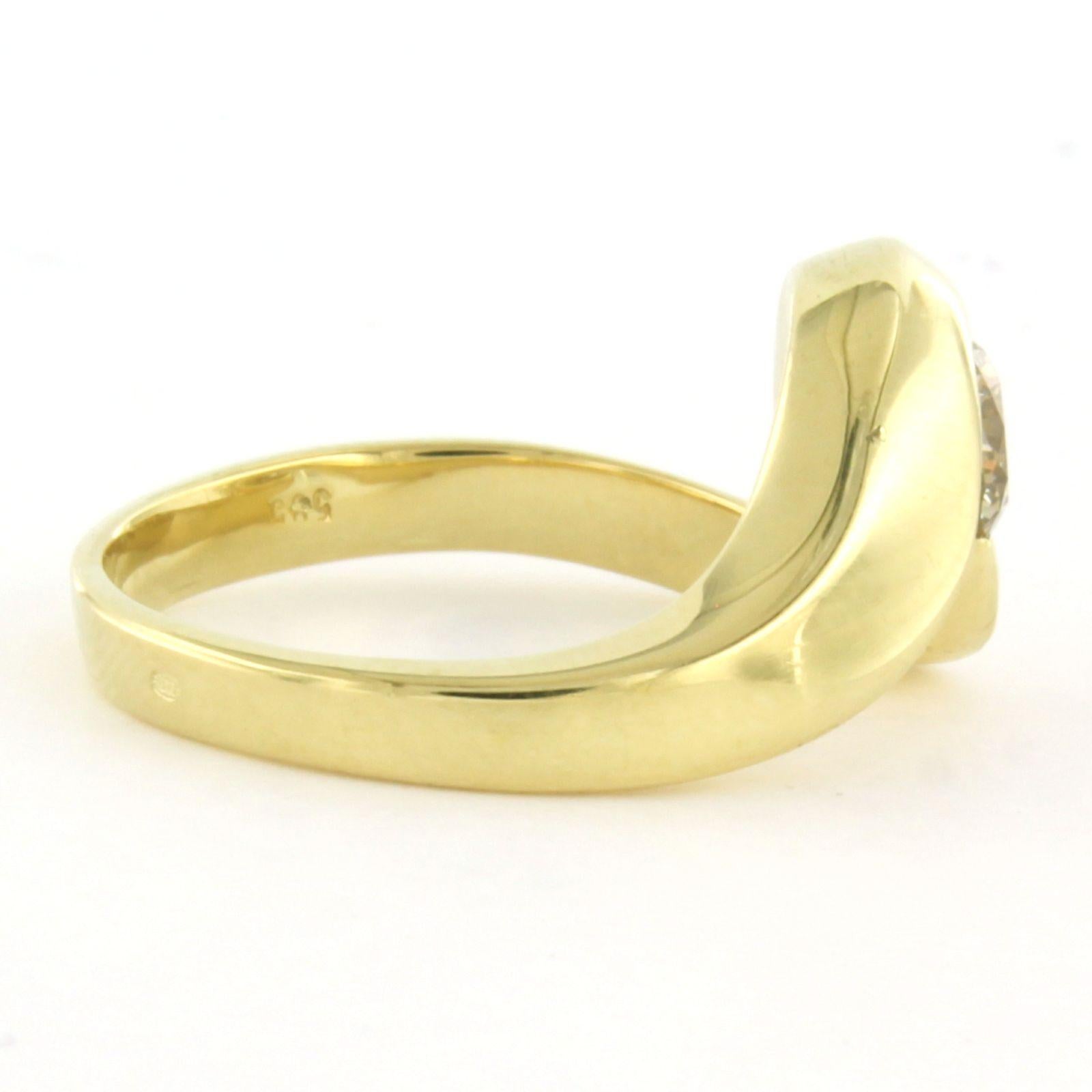 Bague en or jaune 14k avec diamant taille brillant jusqu'à 0.75ct - O/P - VS/SI - taille de bague US 9.25 - EU 19.25 (60)

Description détaillée

le haut de l'anneau a une largeur de 1,2 cm et une hauteur de 6,0 mm

Taille de la bague US 9,25 - EU
