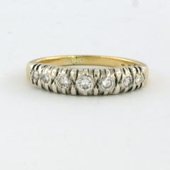 Ring mit Diamanten im Brillantschliff, 0,25 Karat, 2,9 Gramm, 18 Karat Bicolor-Gold