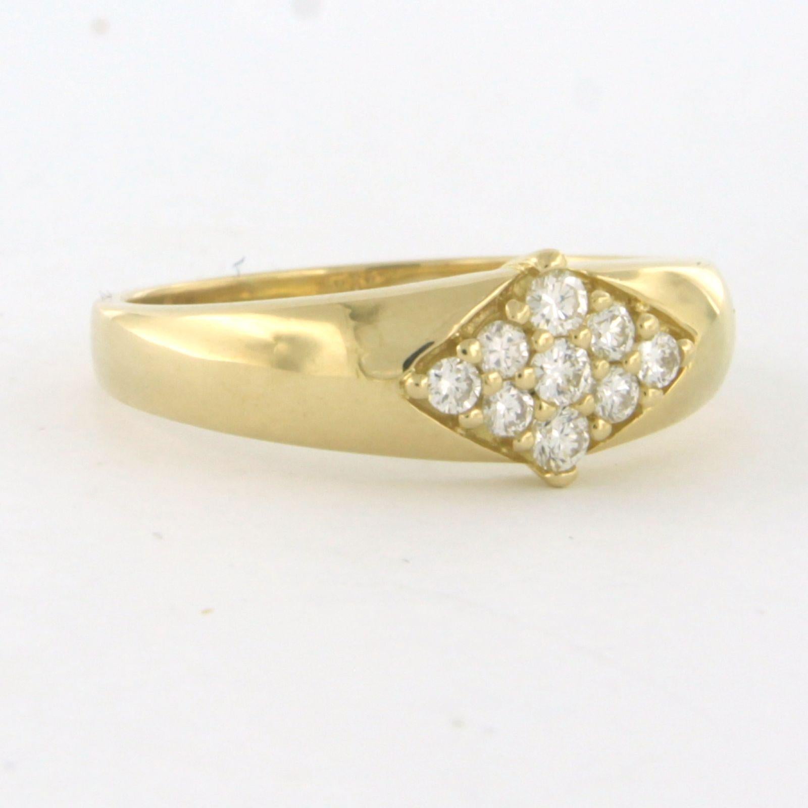 Moderne Bague avec diamants taille brillant jusqu'à 0,27 ct Or jaune 18k en vente