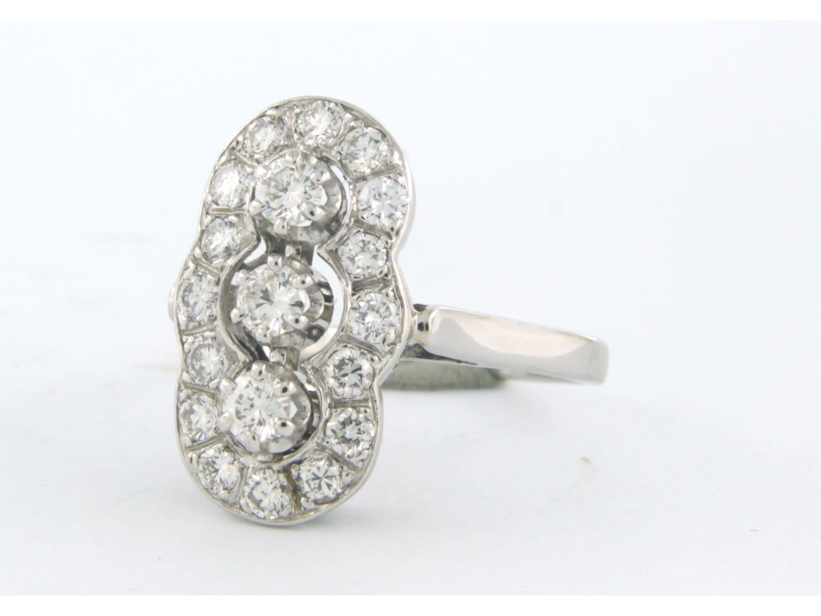 Moderne Whiting avec diamants taille brillant 1.00 ct 14k or blanc en vente