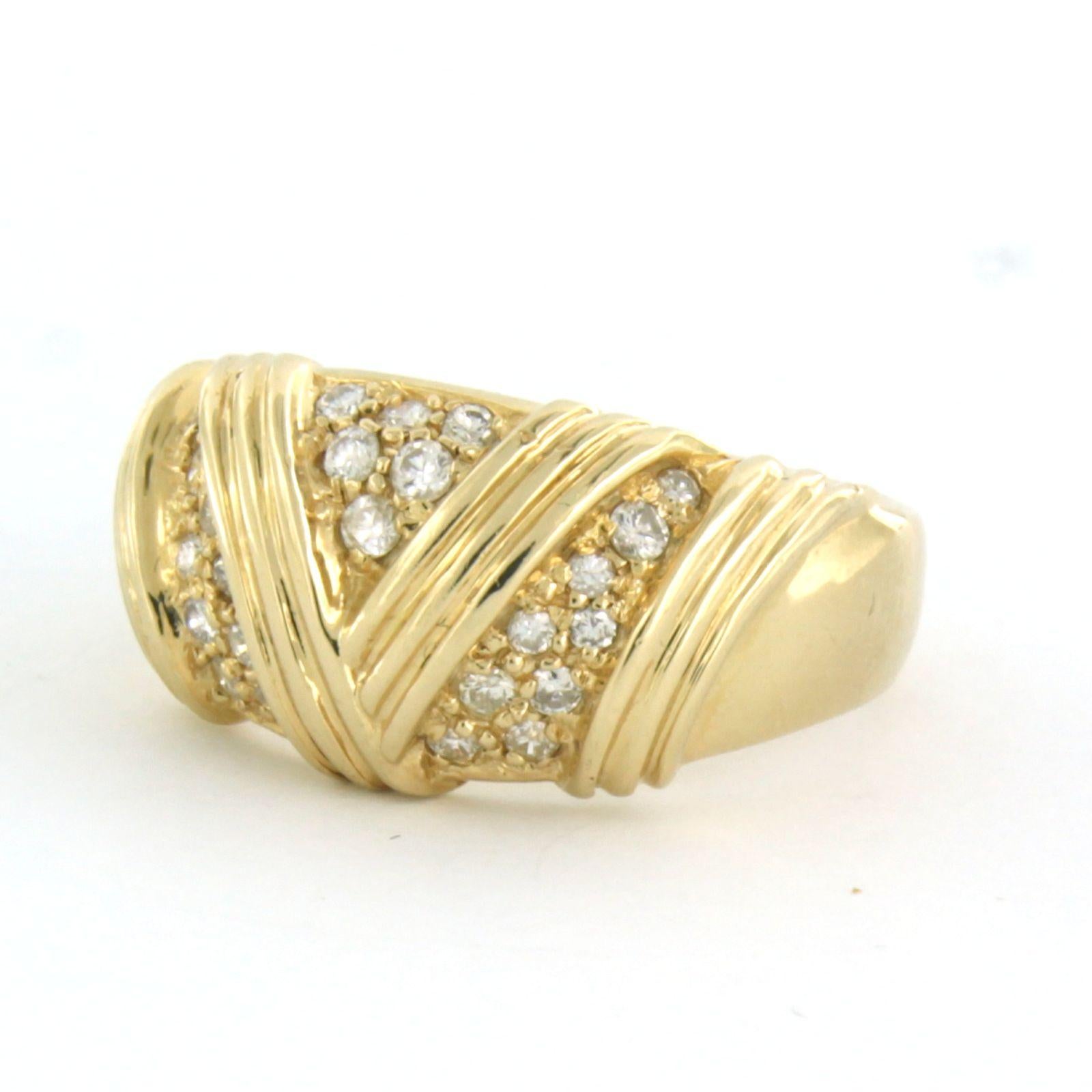 Taille brillant Bague avec diamants taille brillant jusqu'à 0,20ct 6,6 grammes Or jaune 14k en vente