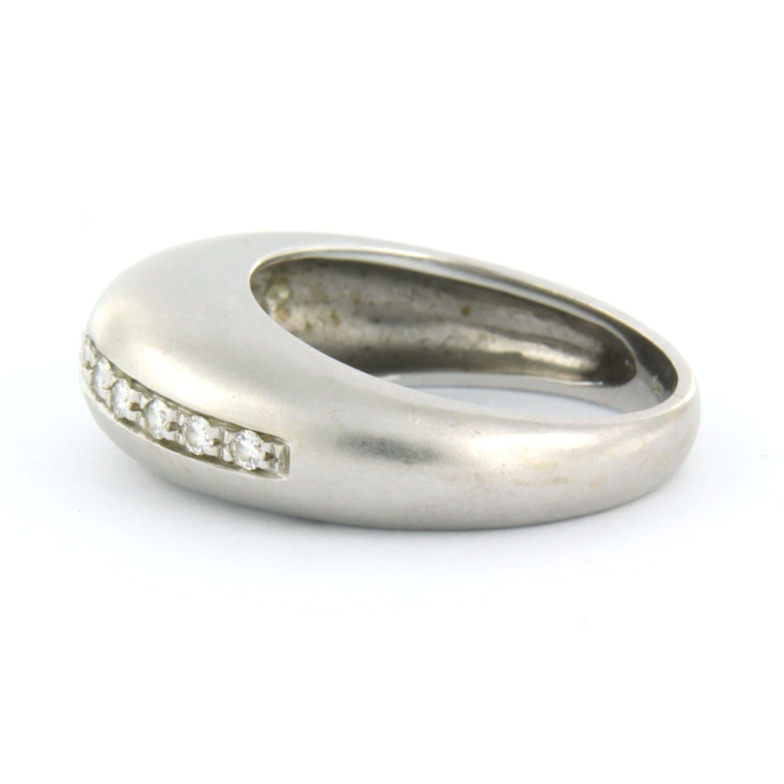 Ring mit Diamanten im Brillantschliff bis zu 0,25ct - 5,7 Gramm - 14k Weißgold (Moderne) im Angebot