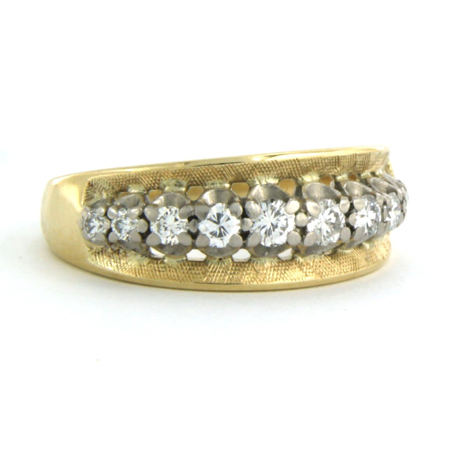 Ring mit Diamanten im Brillantschliff bis zu 0,30ct 18k Bicolor Gold 3,6 Gramm im Angebot 1