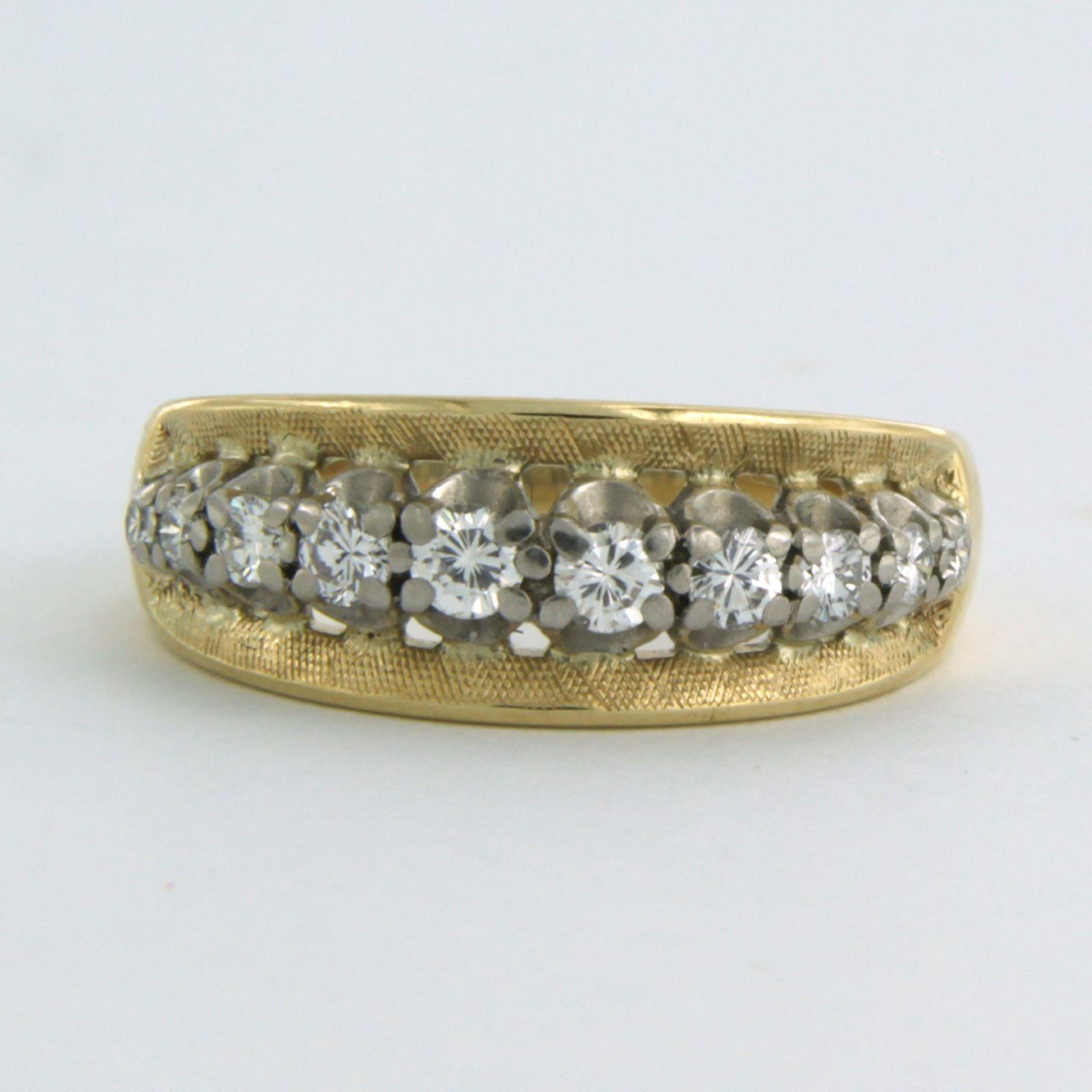 Ring mit Diamanten im Brillantschliff bis zu 0,30ct 18k bicolour Gold im Angebot 2