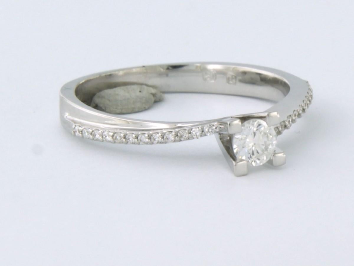 Modern Ring with brilliant cut diamonds up to 0.30ct 18k white gold For Sale
