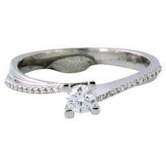 Ring with brilliant cut diamonds up to 0.30ct 18k white gold