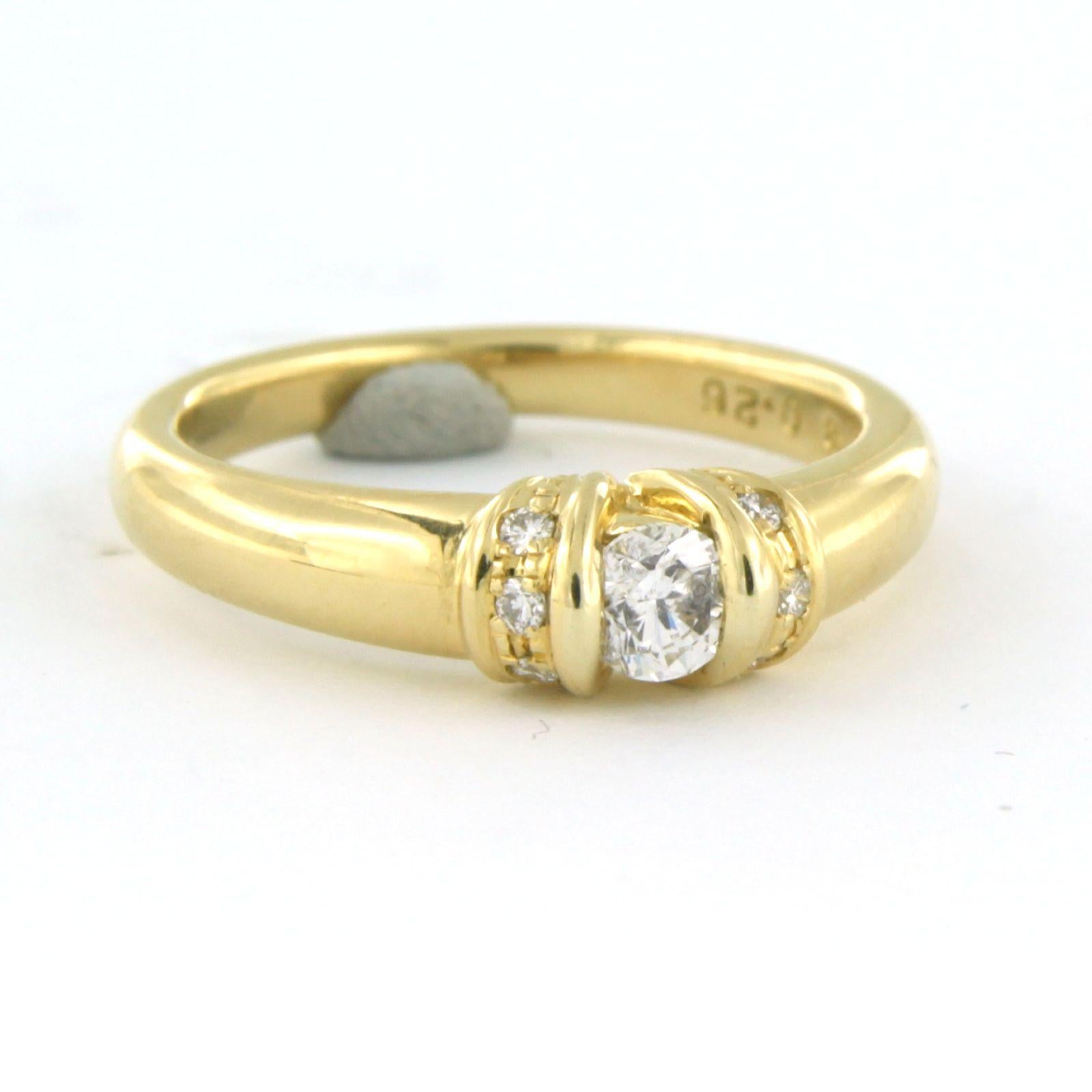 Anello con diamanti taglio brillante fino a 0,31ct in oro 18k 4,8 grammi in vendita 1