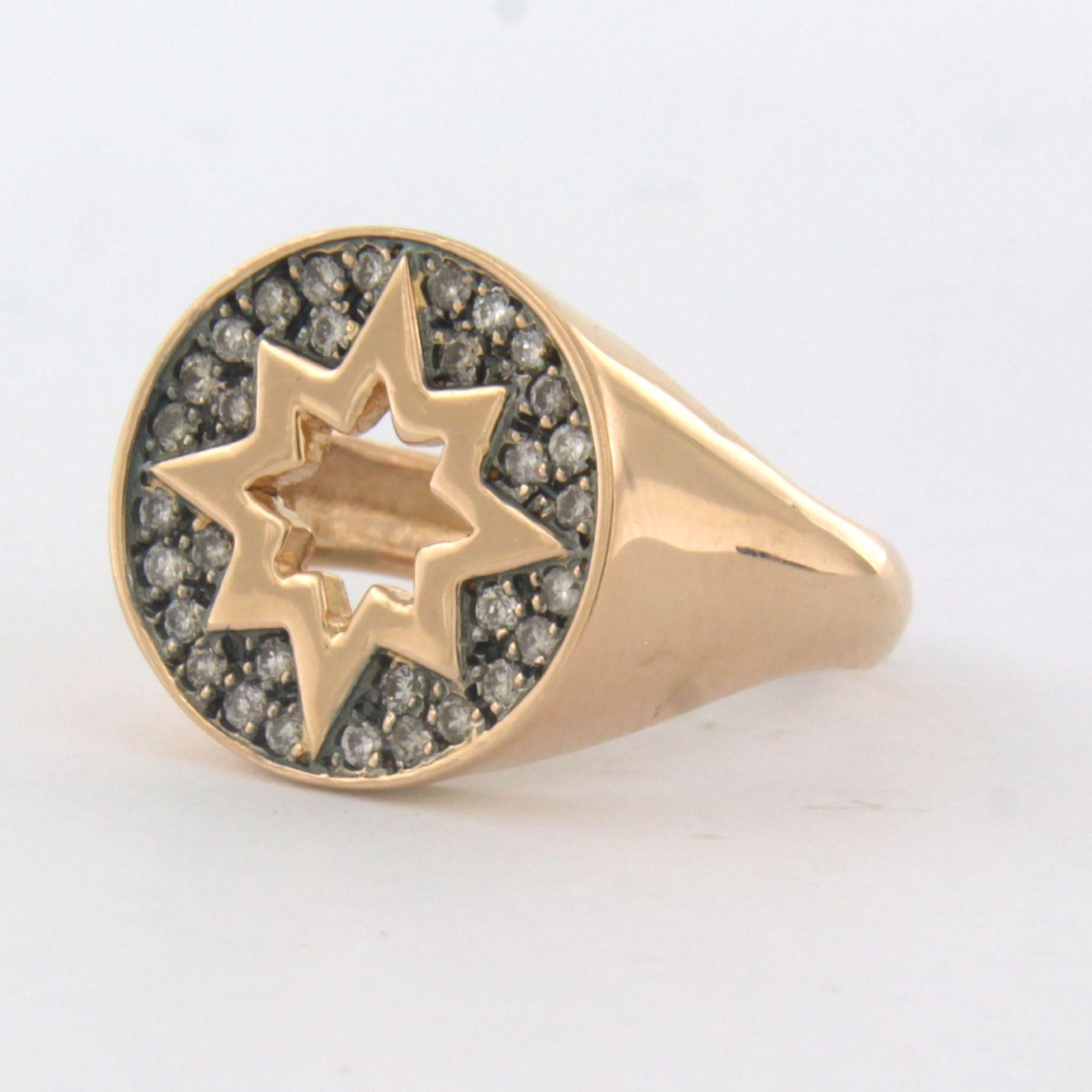 Taglio brillante Anello con diamanti taglio brillante fino a 0,32ct in oro rosa 18k 5,7 grammi in vendita