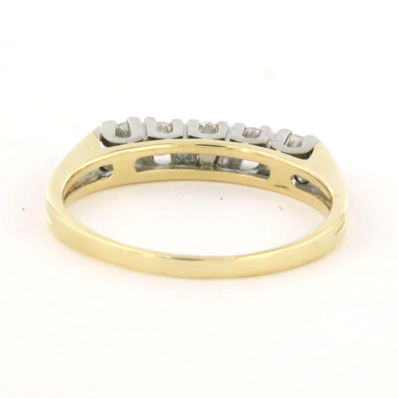 Taglio brillante Anello con diamanti taglio brillante fino a 0,35ct in oro 14k da 3,2 grammi in vendita