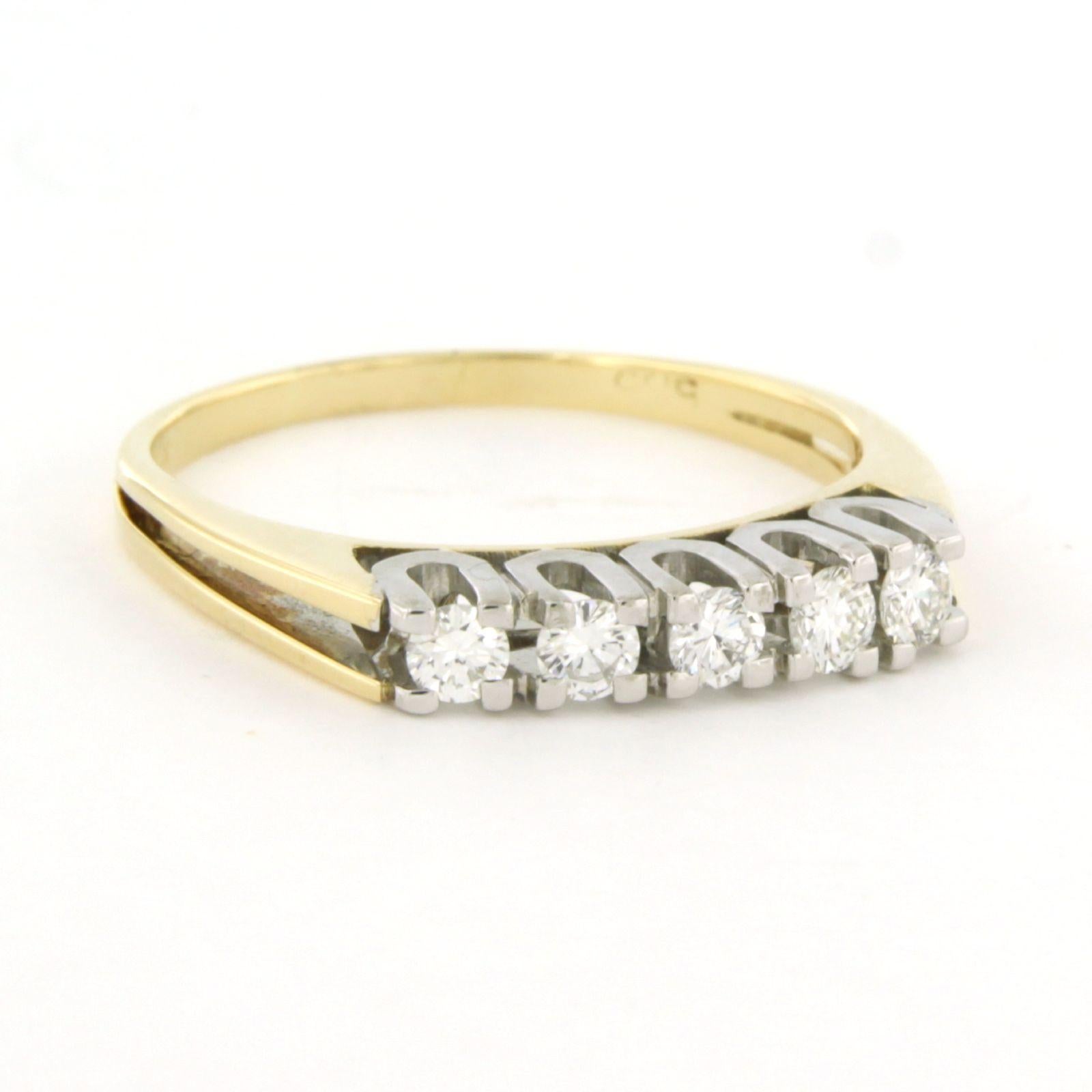 Donna Anello con diamanti taglio brillante fino a 0,35ct in oro 14k da 3,2 grammi in vendita